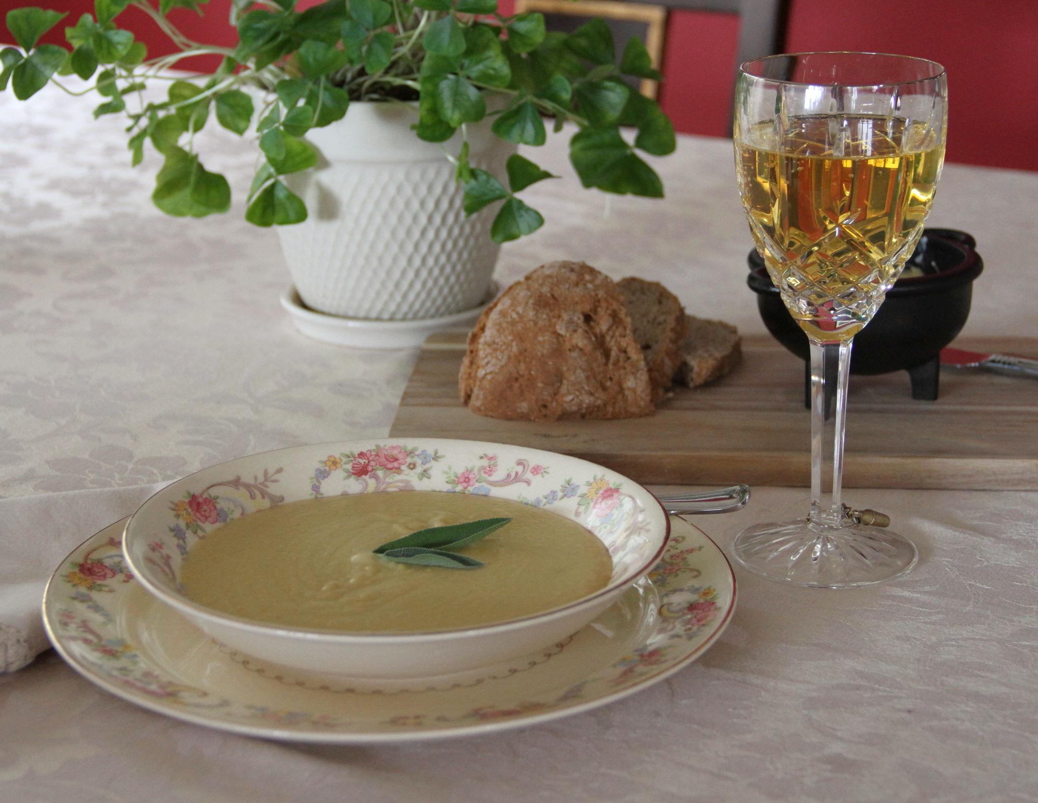 Irish Parsnip and Apple Soup
